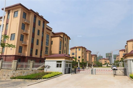 住家户装修洋房可改四室带入户花园平台花园随时看房